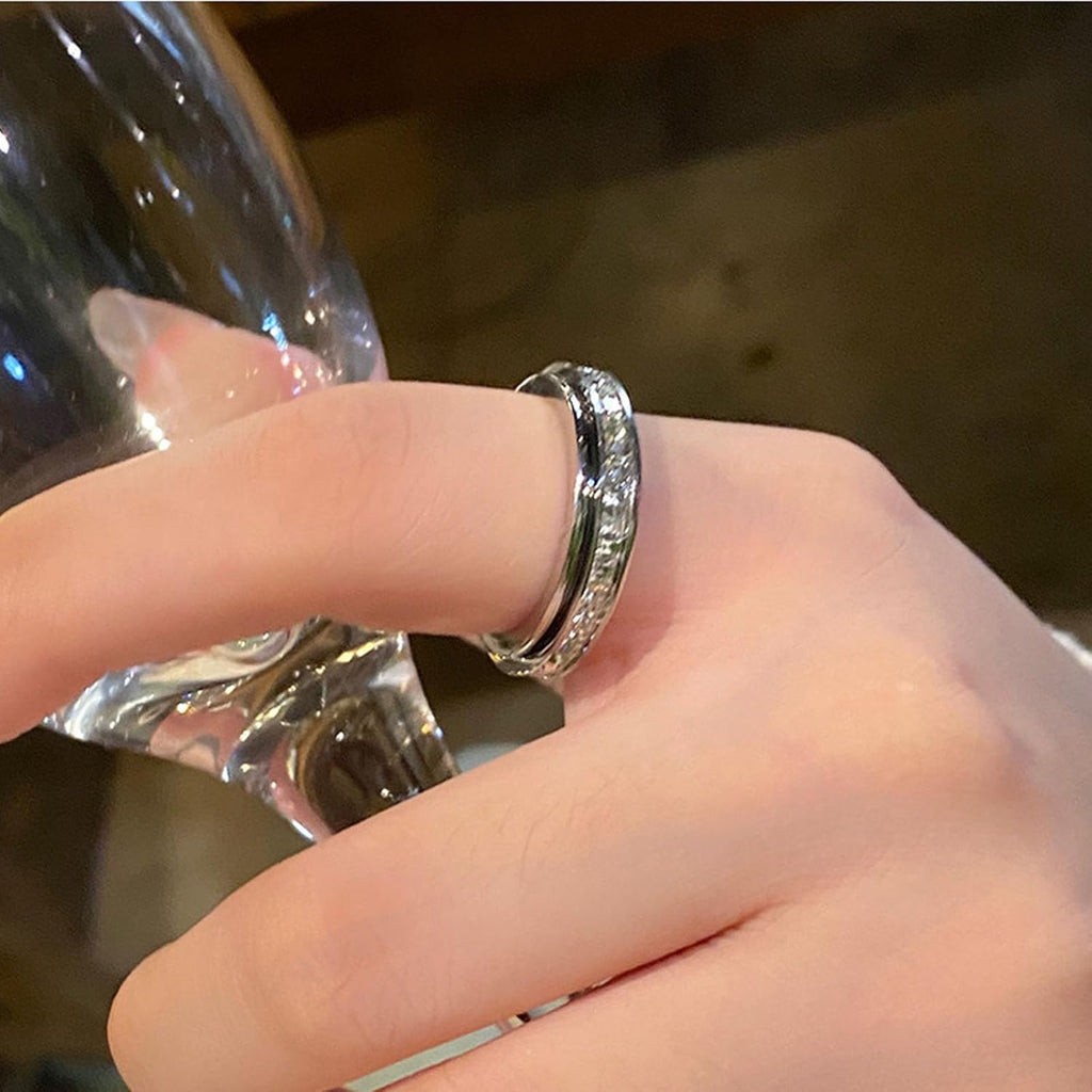Sparkling Spinning Ring, Anxiety Rings Titanium Steel Spinner Fidget Band Rings for Women Cubic Zirconia Relieving Anxiety Wedding Promise Lucky Statement Ring Comfort Fit Size 5 to 12