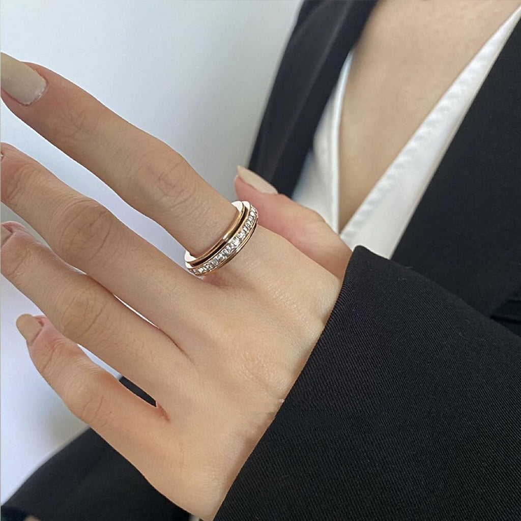 Sparkling Spinning Ring, Anxiety Rings Titanium Steel Spinner Fidget Band Rings for Women Cubic Zirconia Relieving Anxiety Wedding Promise Lucky Statement Ring Comfort Fit Size 5 to 12